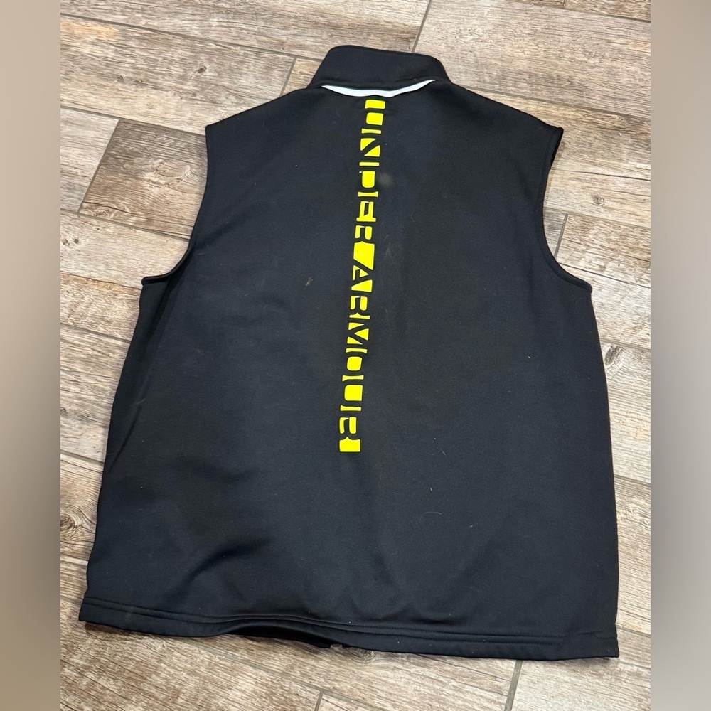 Vest - Picture 6 of 10